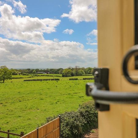 Acorn Lodge Stafford Buitenkant foto